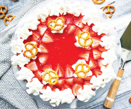 The Starving Chef Recipe: Strawberry Pretzel Cheesecake