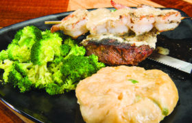 Musketeers Bar Grill 8 Steak